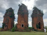 BẠN BÈ TA TRÙNG TRÙNG ĐIỆP ĐIỆP!